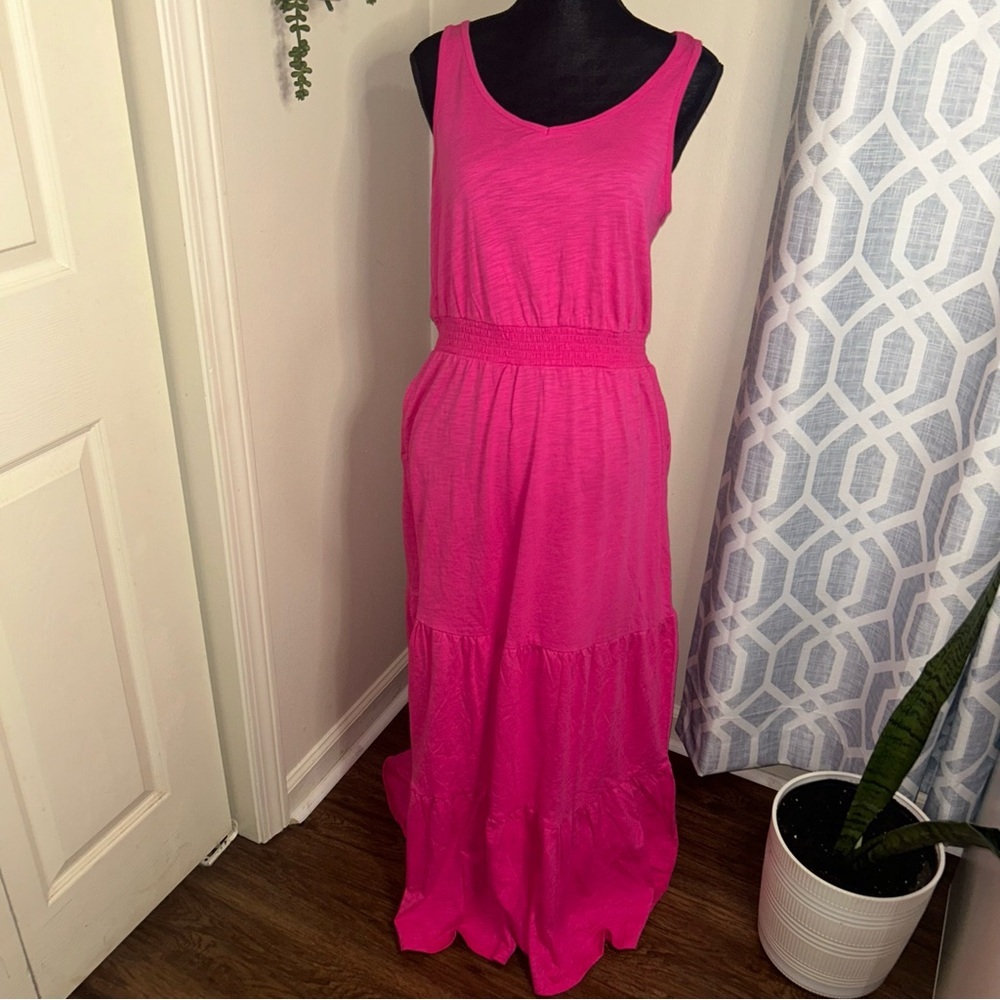 Amazon Essentials Women's Sleeveless Elastic Waist hot pink  Maxi Dress